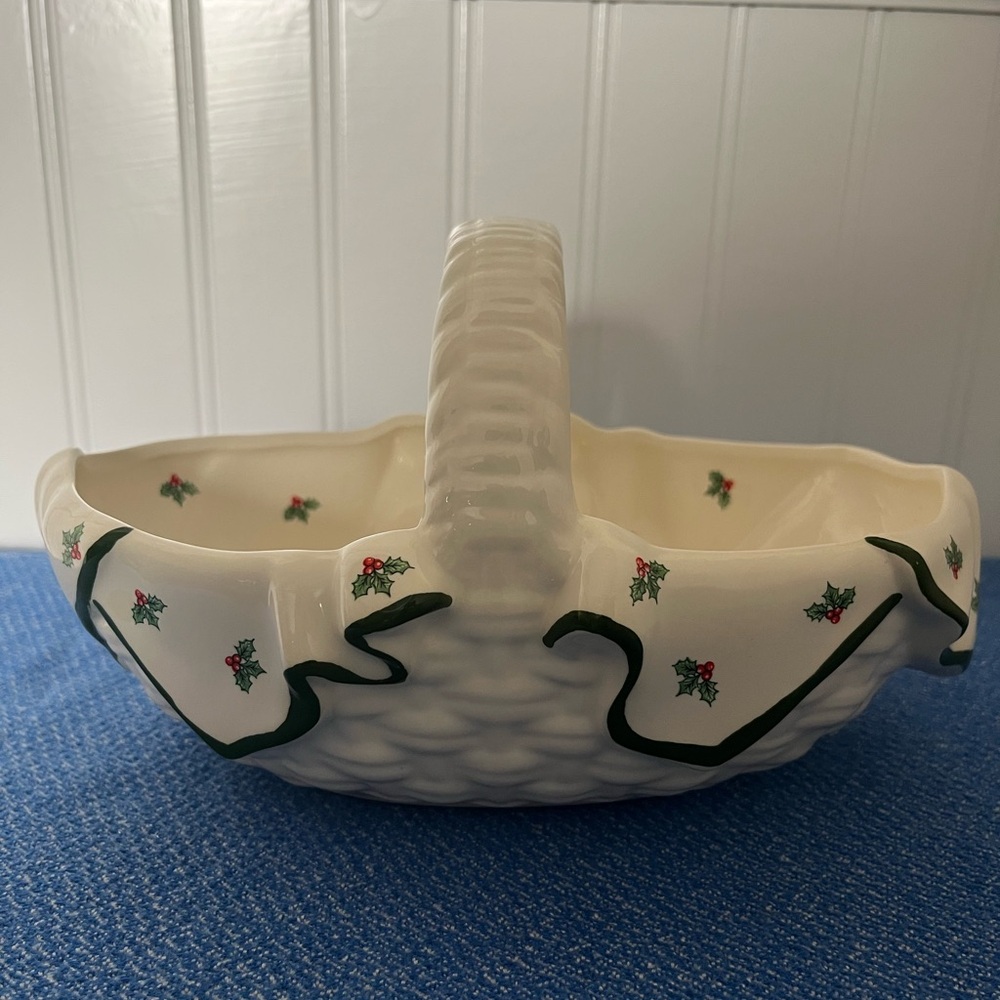 Festive Basket with Holly Design